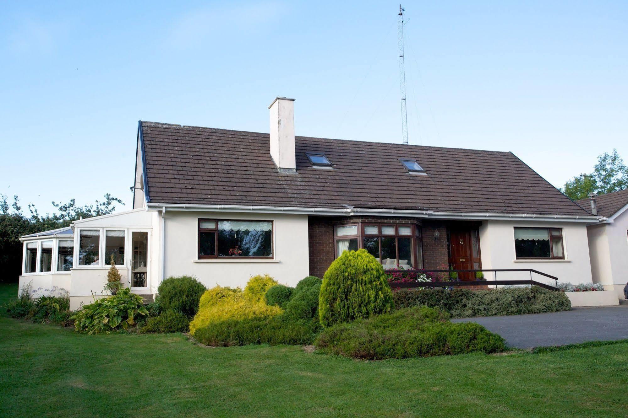 Glen Na Smole Bed & Breakfast Уиклоу Екстериор снимка